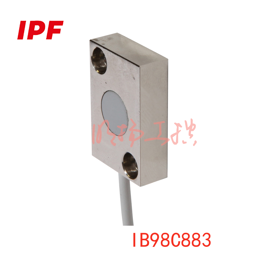 IPF IB98C883感应式传感器 | 模拟嵌入式 | 0-2mm检测 0-10V输出